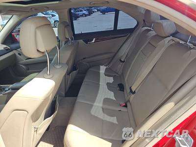 2010 Mercedes-Benz C 300 - zdjęcie 13 z 24 - miniatura