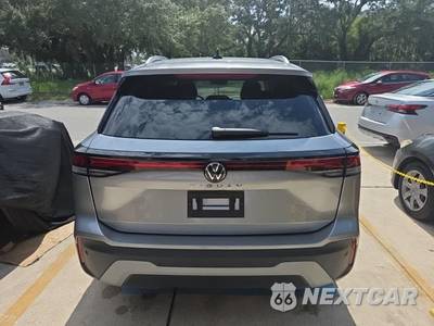 2026 Volkswagen Tiguan SE - zdjęcie 5 z 21 - miniatura