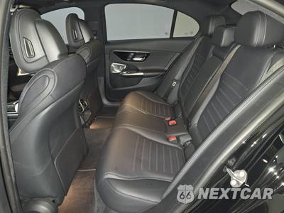 2023 Mercedes-Benz C 300 Sedan - zdjęcie 13 z 20 - miniatura