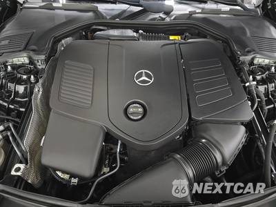 2023 Mercedes-Benz C 300 Sedan - zdjęcie 15 z 20 - miniatura
