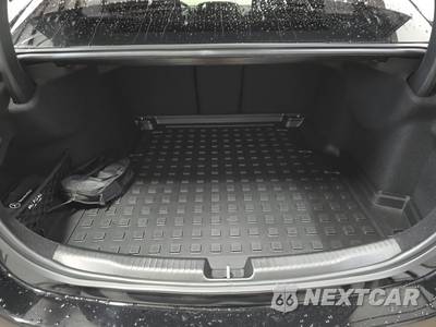 2023 Mercedes-Benz C 300 Sedan - zdjęcie 16 z 20 - miniatura