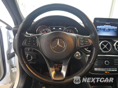 2019 Mercedes-Benz GLA 250 - zdjęcie 10 z 21 - miniatura