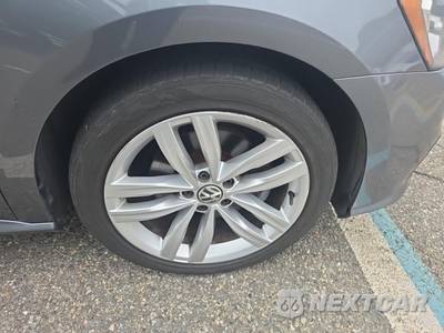2019 Volkswagen Passat Wolfsburg - zdjęcie 9 z 22 - miniatura