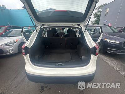 2021 Nissan Rogue Sport S - zdjęcie 16 z 23 - miniatura