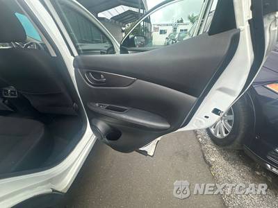 2021 Nissan Rogue Sport S - zdjęcie 18 z 23 - miniatura