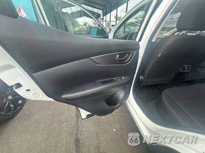 2021 Nissan Rogue Sport S - zdjęcie 13 z 23 - miniatura