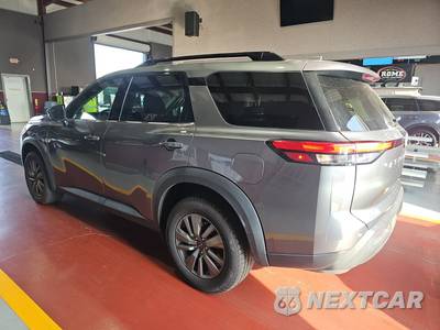 2024 Nissan Pathfinder SV - zdjęcie 6 z 18 - miniatura