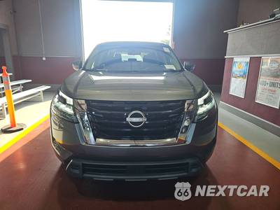 2024 Nissan Pathfinder SV - zdjęcie 2 z 18 - miniatura