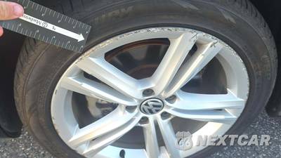 2014 Volkswagen Passat 1.8T SEL Premium - zdjęcie 19 z 74 - miniatura