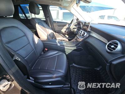 2021 Mercedes-Benz GLC 300 - zdjęcie 8 z 29 - miniatura