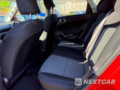 2021 Kia Soul S - zdjęcie 13 z 30 - miniatura