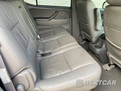 2004 Toyota Sequoia SR5 - zdjęcie 15 z 21 - miniatura