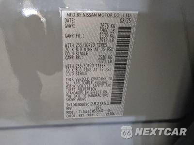 2025 Nissan Pathfinder Platinum - zdjęcie 15 z 22 - miniatura