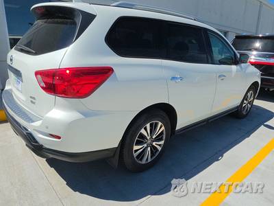 2020 Nissan Pathfinder SV - zdjęcie 4 z 25 - miniatura