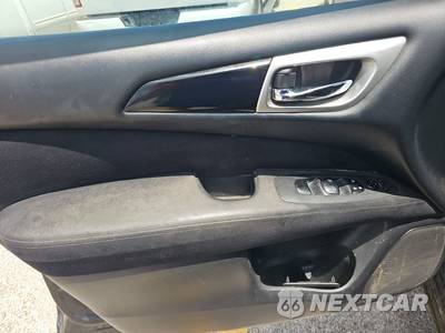 2013 Nissan Pathfinder SV - zdjęcie 9 z 38 - miniatura