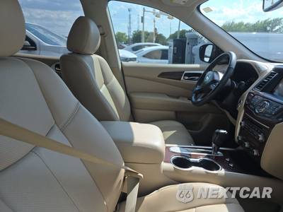 2019 Nissan Pathfinder Platinum - zdjęcie 8 z 18 - miniatura