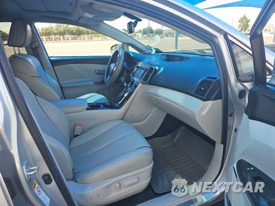 2014 Toyota Venza XLE - zdjęcie 8 z 23 - miniatura