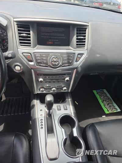 2020 Nissan Pathfinder SL - zdjęcie 11 z 30 - miniatura