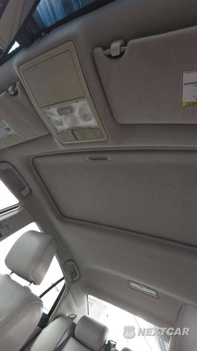 2011 Toyota Avalon Limited - zdjęcie 30 z 36 - miniatura