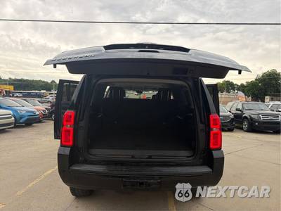 2016 Chevrolet Suburban 1500 LT 1LT - zdjęcie 40 z 45 - miniatura