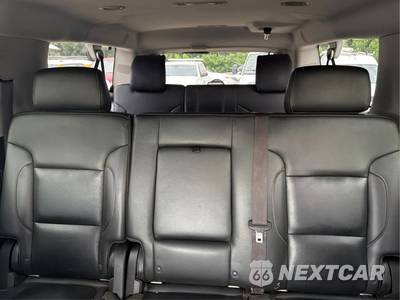 2016 Chevrolet Suburban 1500 LT 1LT - zdjęcie 13 z 45 - miniatura