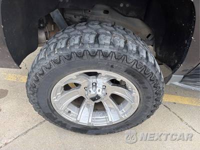 2016 Chevrolet Suburban 1500 LT 1LT - zdjęcie 28 z 45 - miniatura