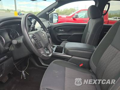 2023 Nissan TITAN SV Crew Cab Short Bed - zdjęcie 7 z 40 - miniatura