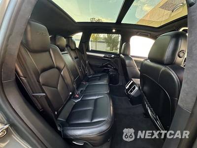 2016 Porsche Cayenne GTS - zdjęcie 15 z 18 - miniatura