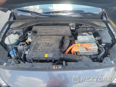 2019 Hyundai Ioniq Plug-In Hybrid Limited - zdjęcie 15 z 23 - miniatura