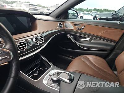 2019 Mercedes-Benz AMG S 63 4MATIC Sedan - zdjęcie 11 z 22 - miniatura