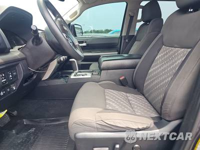2021 Toyota Tundra SR5 Crew Cab Short Bed - zdjęcie 7 z 18 - miniatura