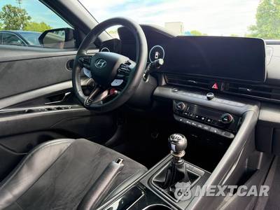 2023 Hyundai Elantra N - zdjęcie 27 z 47 - miniatura