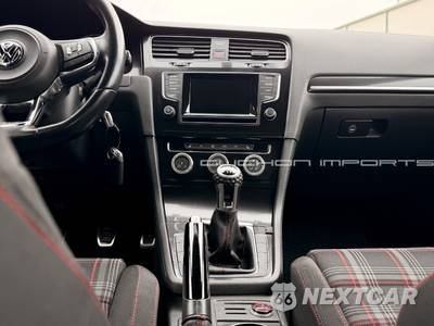 2015 Volkswagen Golf GTI S Hatchback - zdjęcie 37 z 50 - miniatura