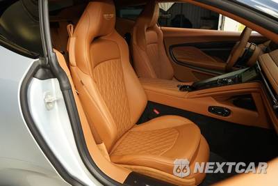 2025 Aston Martin DB12 Coupe - zdjęcie 18 z 35 - miniatura