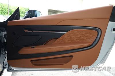 2025 Aston Martin DB12 Coupe - zdjęcie 29 z 35 - miniatura