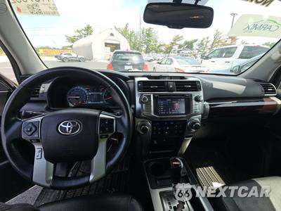 2016 Toyota 4Runner SR5 - zdjęcie 17 z 31 - miniatura