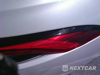 2025 Toyota Crown Signia Limited - zdjęcie 26 z 32 - miniatura
