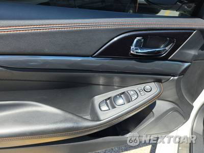 2019 Nissan Maxima SR - zdjęcie 9 z 25 - miniatura