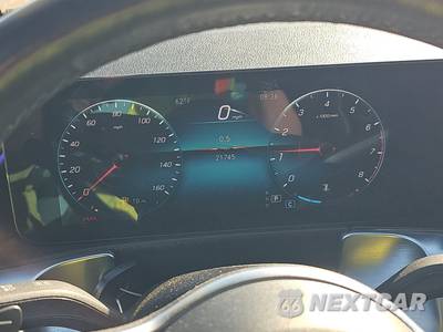 2022 Mercedes-Benz GLB 250 - zdjęcie 12 z 35 - miniatura