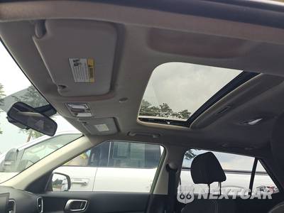 2023 Hyundai Venue SEL - zdjęcie 18 z 18 - miniatura
