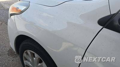 2015 Nissan Versa SV - zdjęcie 35 z 40 - miniatura