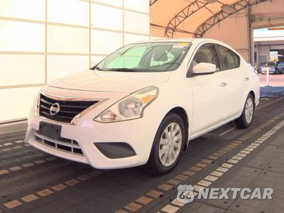 2015 Nissan Versa SV - zdjęcie 1 z 40 - miniatura