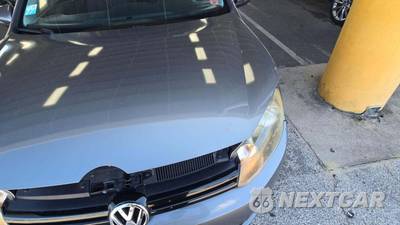 2011 Volkswagen Golf Comfortline Hatchback - zdjęcie 24 z 25 - miniatura