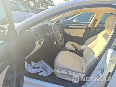 2018 Volkswagen Jetta Wolfsburg Edition - zdjęcie 13 z 21 - miniatura