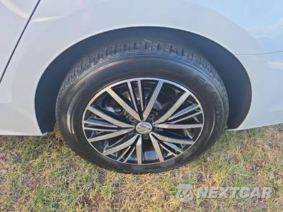 2018 Volkswagen Jetta Wolfsburg Edition - zdjęcie 11 z 21 - miniatura