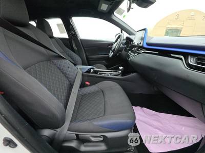 2022 Toyota C-HR XLE - zdjęcie 8 z 43 - miniatura