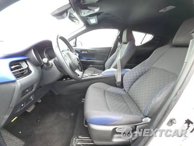 2022 Toyota C-HR XLE - zdjęcie 7 z 43 - miniatura