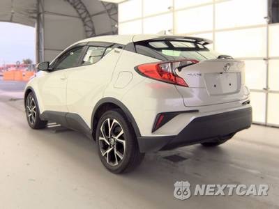 2022 Toyota C-HR XLE - zdjęcie 6 z 43 - miniatura