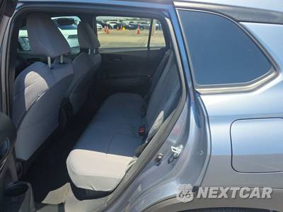 2025 Toyota Corolla Cross Hybrid SE - zdjęcie 13 z 25 - miniatura