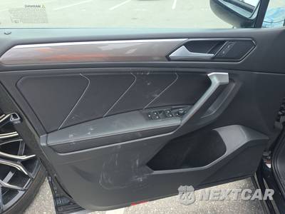 2023 Volkswagen Tiguan SE R-Line Black - zdjęcie 9 z 23 - miniatura